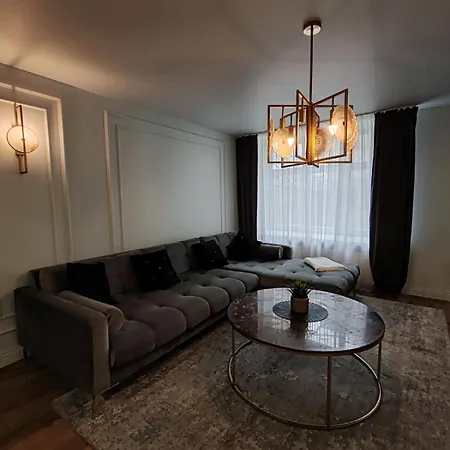 아파트 Old Town *